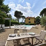 La Dei Pozzi Villa *