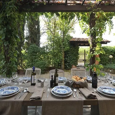La Dei Pozzi Villa *
